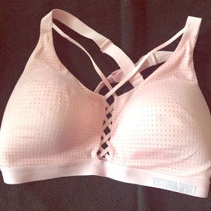 Victoria’s Secret Sports Bra 34DD